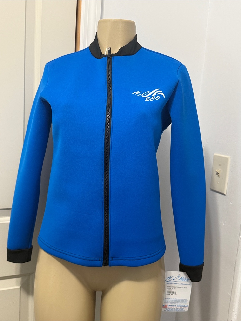 Blue Women's Full-Zip Neoprene Jacket.   Keep you warmer in the pool  lake  and